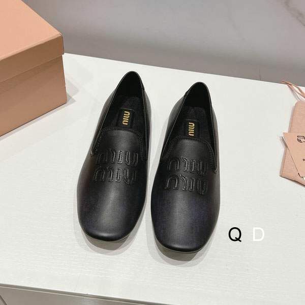 Picture of Miumiu Shoes _SKUMiuMiusz35-40GDT060218141